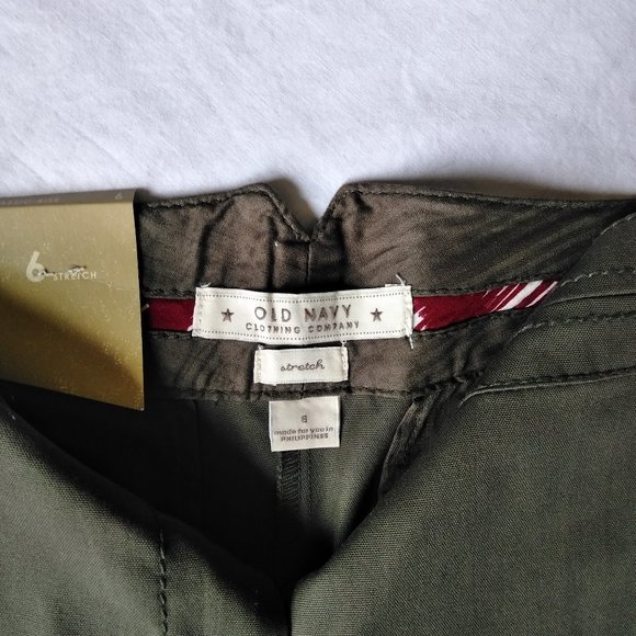 NWT OLD NAVY CLASSIC RISE SHORTS SZ 6 - Picture 3 of 3
